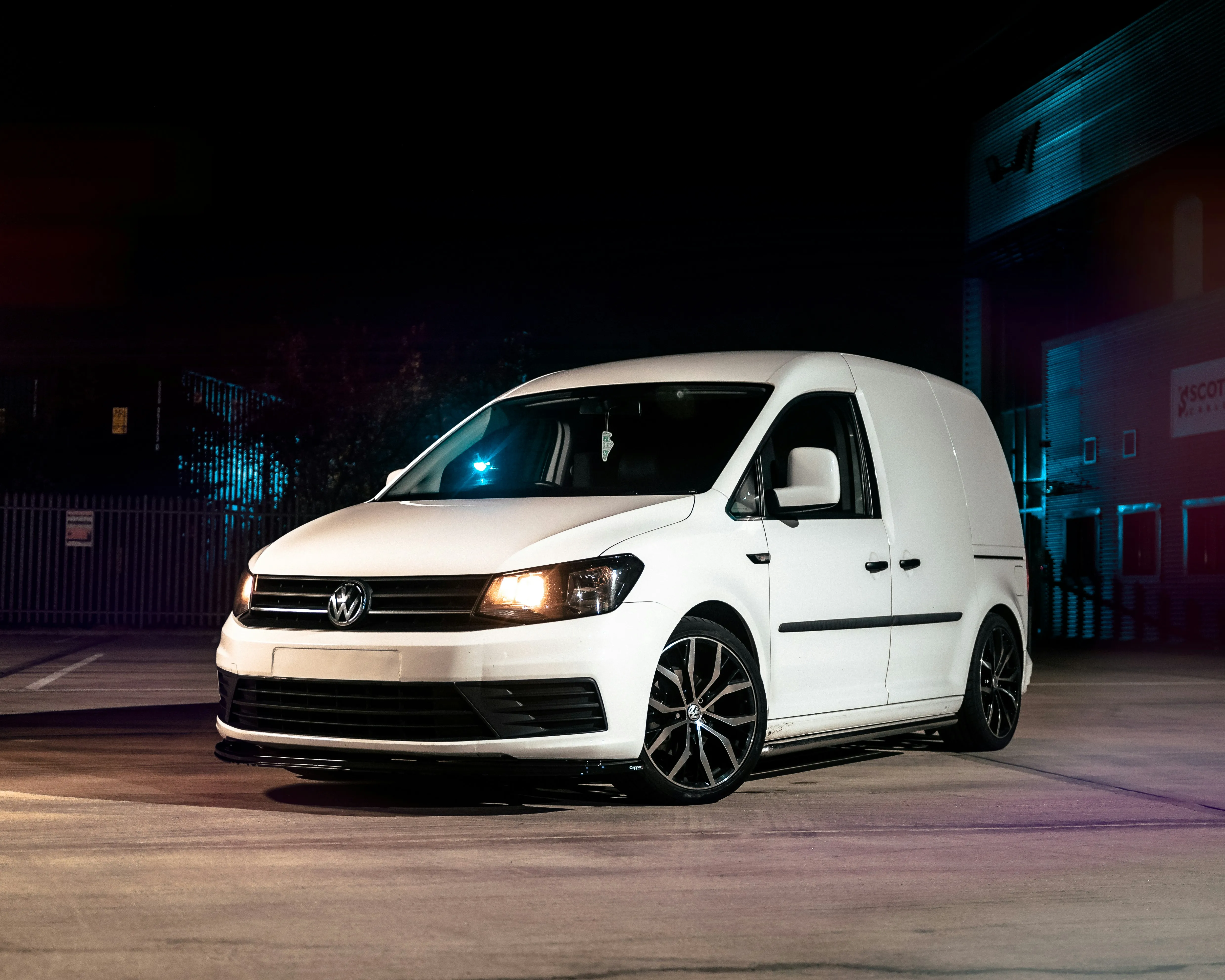Volkswagen Caddy - Volkswagen-malli